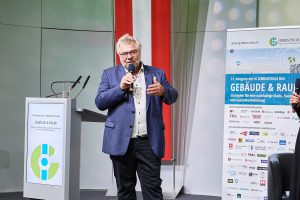 Karl Friedl (M.O.O.CON) - Kongress 2021: Gebäude & Raum: Strategien für eine nachhaltige und klimaneutrale Stadt-, Raum- und Gebäudeentwicklung ‍- IG LEBENSZYKLUS BAU (c) Leo Hagen